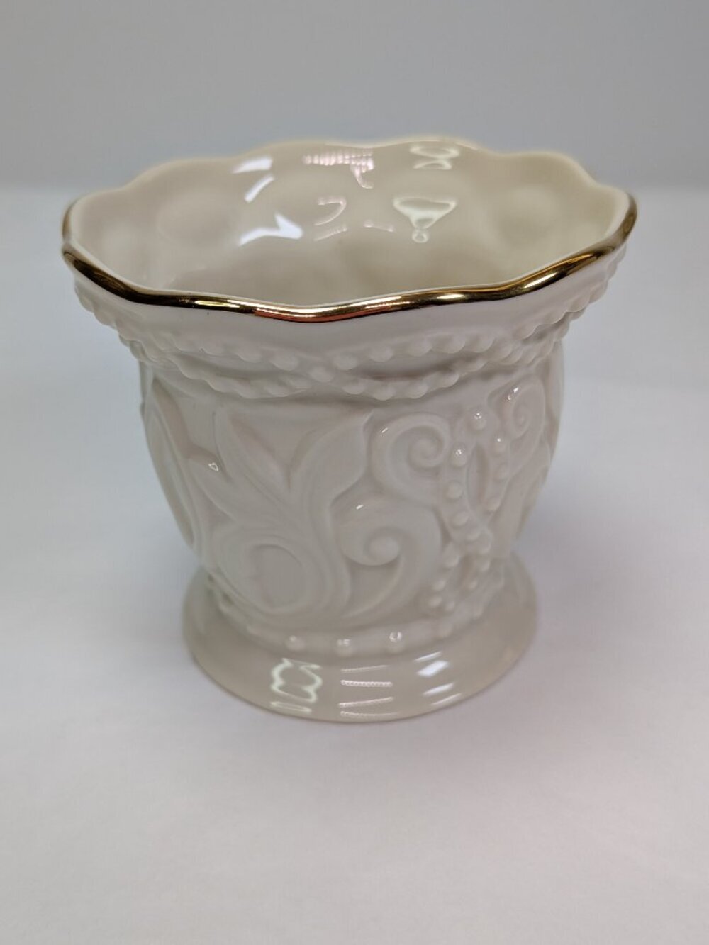 Vintage Lenox Architectural Ornate Pedestal Cup Vase Heavy Bas Relief Gold Trim